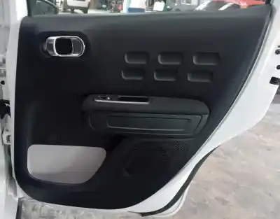 Автозапчастина б/у ОБЛИККА ЗАДНІХ ПРАВІХ ДВЕРЕЙ для CITROEN C3 III (SX)  Посилання на OEM IAM   