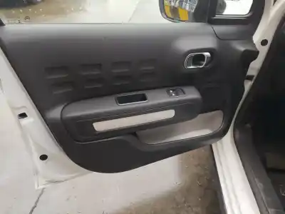 Автозапчасти б/у ОБИВКА ЛЕВОЙ ПЕРЕДНЕЙ ДВЕРИ за CITROEN C3 III (SX)  ссылки OEM IAM   
