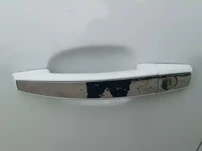 Автозапчасти б/у левая передняя наружная ручка за opel insignia a (g09) 2.0 cdti (68) ссылки oem iam 