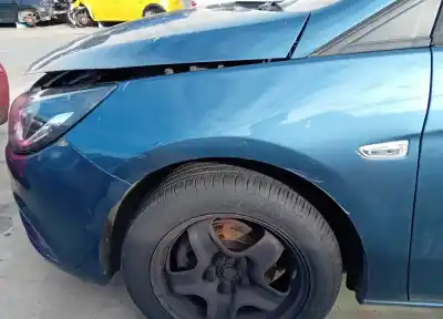 Second-hand car spare part central brake light for opel astra k (b16) 1.6 cdti (68) oem iam references 