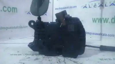 İkinci el araba yedek parçası ARKA SAG KAPI KILIDI için RENAULT CAPTUR  OEM IAM referansları 825008835R  