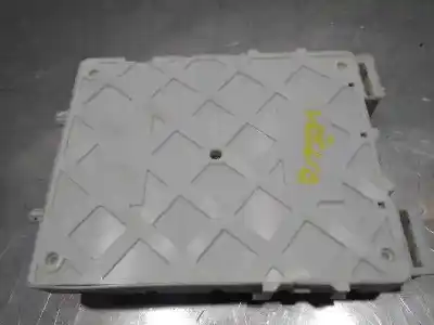 Second-hand car spare part fuse box unit for volvo v40 basis oem iam references 31453132  