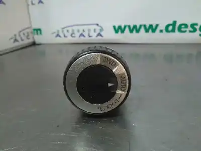 Second-hand car spare part switch for dacia duster ambiance 4x2 oem iam references 8200796642