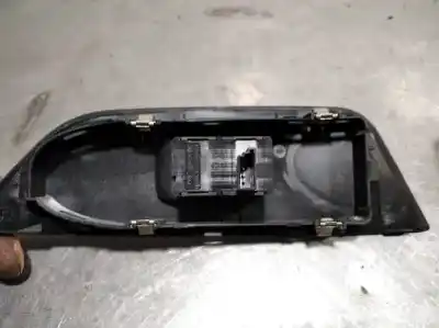 Peça sobressalente para automóvel em segunda mão botão / interruptor elevador vidro traseiro esquerdo por bmw x1 (e84) xdrive 20 d referências oem iam 6935534  