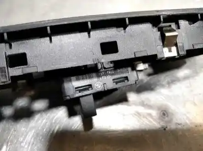 Peça sobressalente para automóvel em segunda mão botão / interruptor elevador vidro traseiro esquerdo por bmw x1 (e84) xdrive 20 d referências oem iam 6935534  