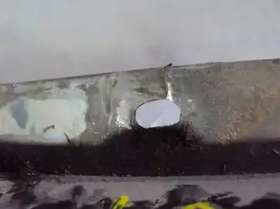 Peça sobressalente para automóvel em segunda mão aba do guarda-lamas dianteiro direito por bmw x3 (e83) 2.0d referências oem iam   