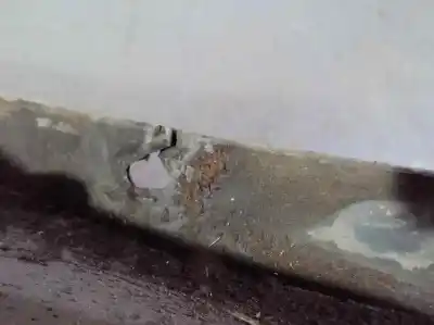 Peça sobressalente para automóvel em segunda mão aba do guarda-lamas dianteiro direito por bmw x3 (e83) 2.0d referências oem iam   