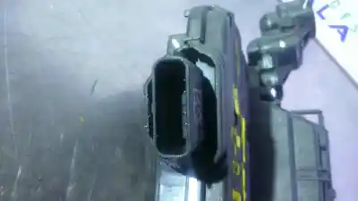 Second-hand car spare part left front door lock for renault captur adventure oem iam references 805030788r  40517224