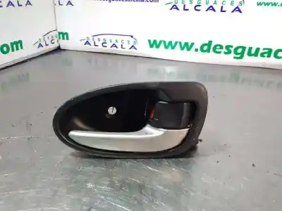 Автозапчастина б/у усередині передня права ручка для toyota yaris (ksp9/scp9/nlp9) básico посилання на oem iam 