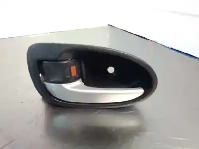 Автозапчасти б/у левая передняя внутренняя ручка за toyota yaris (ksp9/scp9/nlp9) básico ссылки oem iam   