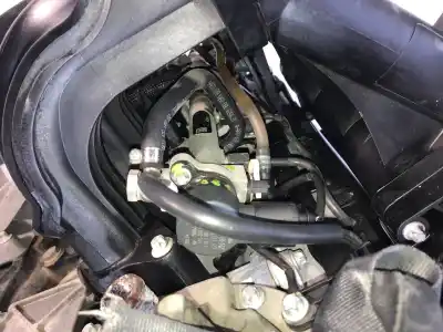 Pièce détachée automobile d'occasion moteur complet pour mercedes-benz sprinter (w901,w903) combi 208 d (901.3/902.371-372) références oem iam 611987  