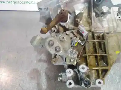 Second-hand car spare part gearbox for toyota yaris (ksp9/scp9/nlp9) básico oem iam references 3030052420 5 velocidades 