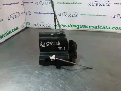 Second-hand car spare part rear left door lock for ssangyong actyon 200 xdi oem iam references 