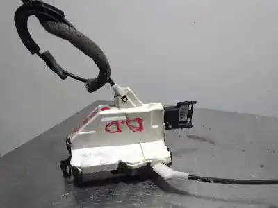 Second-hand car spare part front right door lock for peugeot partner kasten doble cabina oem iam references 828405