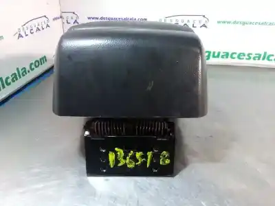 Автозапчастина б/у центральний подлокник для opel antara energy 4x2 посилання на oem iam 4814252  