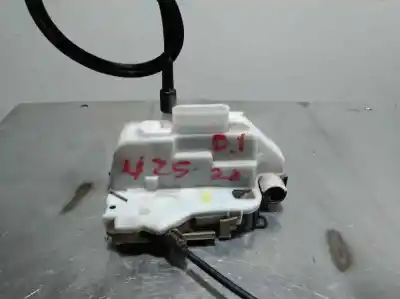 Second-hand car spare part left front door lock for citroen c3 1.1 collection oem iam references 
