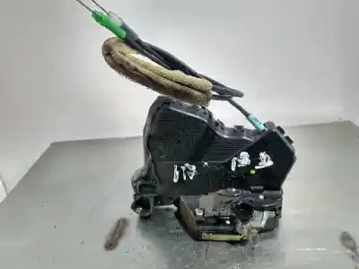 Peça sobressalente para automóvel em segunda mão fechadura da porta dianteira direita por toyota corolla (e12) 1.6 16v referências oem iam 