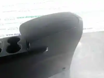 Second-hand car spare part center armrest for renault kadjar bose edition oem iam references 969209757r  969108008r