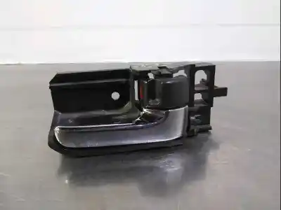 Second-hand car spare part interior right front handle for toyota corolla (_e12_) 2.0 d-4d (cde120_) oem iam references   