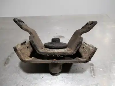 Автозапчастина б/у підтримка двигуна для toyota land cruiser (j9) td vx посилання на oem iam 1237167020