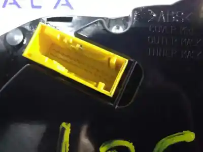 Peça sobressalente para automóvel em segunda mão quadrante por peugeot 5008 confort referências oem iam 9810462780  69789440u