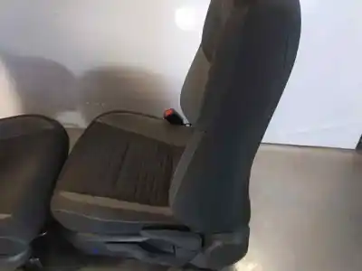 Second-hand car spare part complete seat set for toyota auris active oem iam references   