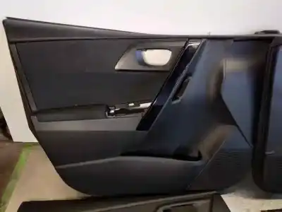 Second-hand car spare part complete seat set for toyota auris active oem iam references   