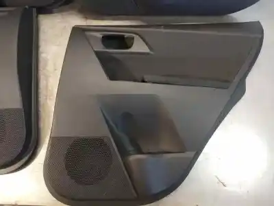 Second-hand car spare part complete seat set for toyota auris active oem iam references   