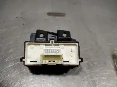 Peça sobressalente para automóvel em segunda mão botão esp por toyota auris active referências oem iam   