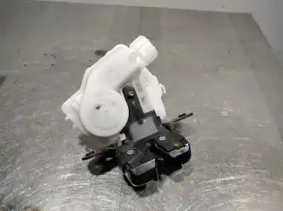 Second-hand car spare part trunk lock for toyota auris active oem iam references   