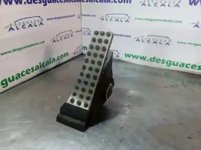 Second-hand car spare part ACCELERATOR PEDAL for MERCEDES-BENZ CLASE C (W204) BERLINA  OEM IAM references A2043000204  