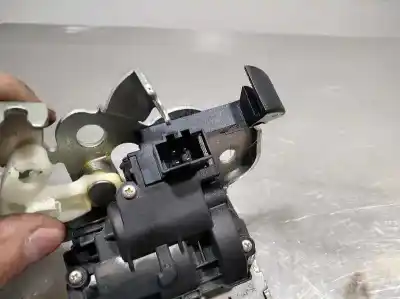 Автозапчасти б/у замок багажника/ворот за audi a1 (8x) ambition ссылки oem iam 8k9827505a  