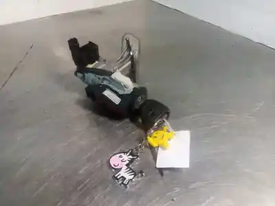 Second-hand car spare part ignition switch for toyota corolla (_e12_) 1.4 d (nde120_) oem iam references 45020024  