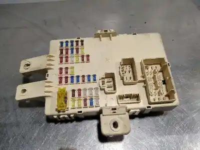 Peça sobressalente para automóvel em segunda mão caixa de fusíveis e relés por kia sportage concept 4x2 referências oem iam 919603w033