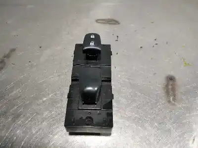 Tweedehands auto-onderdeel schakelaar rechts voor ruit voor nissan qashqai (j11) 360 oem iam-referenties 14405sd