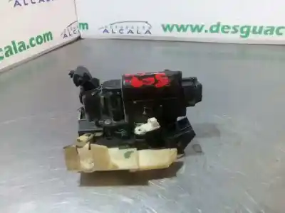 Second-hand car spare part front right door lock for dacia duster ambiance 4x2 oem iam references 805021840r