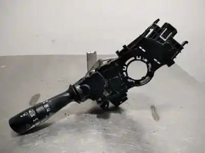 Second-hand car spare part headlights switch for toyota auris active oem iam references 0272017f852