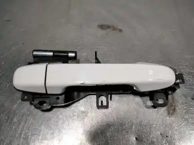 Second-hand car spare part exterior right front door handle for toyota auris active oem iam references 
