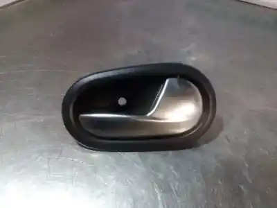 Peça sobressalente para automóvel em segunda mão puxador interior dianteiro direito por dacia sandero comfort referências oem iam 826721919r