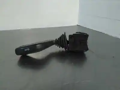 Pièce détachée automobile d'occasion commande de clignotants pour opel combo cargo références oem iam 09185413  