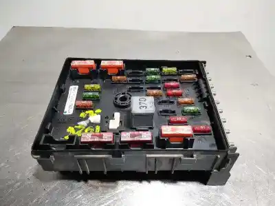 Peça sobressalente para automóvel em segunda mão caixa de fusíveis e relés por volkswagen passat lim. (362) advance bluemotion referências oem iam 3c0937125