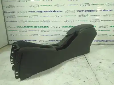 Second-hand car spare part center armrest for renault fluence dynamique oem iam references 969203953r