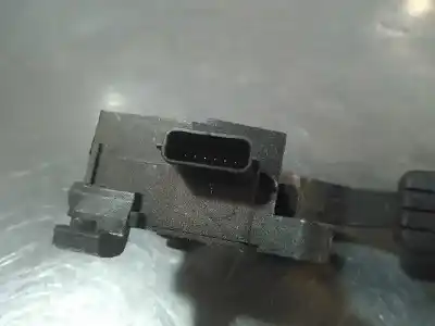 Second-hand car spare part accelerator pedal for renault fluence dynamique oem iam references 180100024r  
