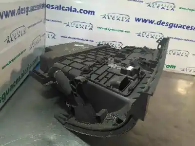 Автозапчастина б/у бардачок для renault fluence dynamique посилання на oem iam 685003946r  