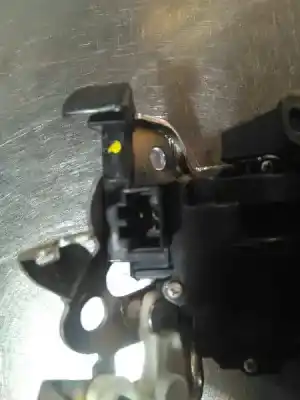 Автозапчастина б/у замок багажника / ворот для seat toledo (kg3) reference посилання на oem iam 5e0827505  