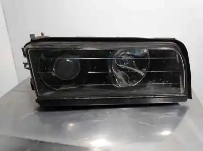 Pièce détachée automobile d'occasion feu droit pour bmw serie 7 (e38) 725tds références oem iam 0301043272  