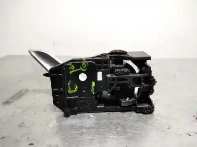 Second-hand car spare part interior left front handle for mazda 3 lim. () style oem iam references   