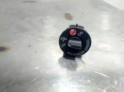 Peça sobressalente para automóvel em segunda mão trocar por renault kadjar experience referências oem iam 681995290r