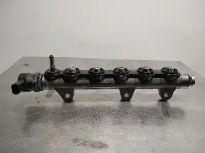 Peça sobressalente para automóvel em segunda mão régua / rampa de injetores por renault megane ii berlina 5p confort authentique referências oem iam 0445214153