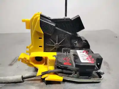 Second-hand car spare part front right door lock for kia cee´d drive oem iam references 81320a2310